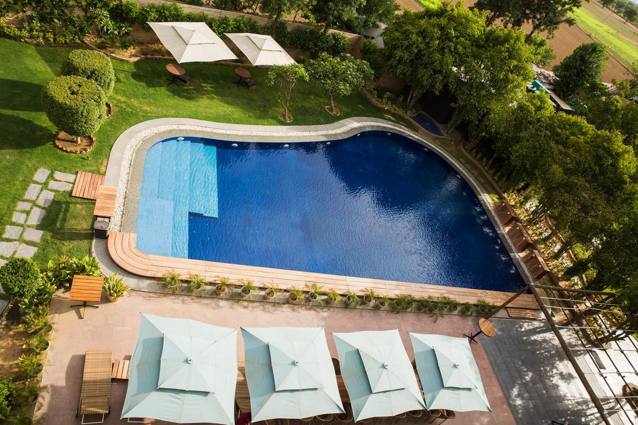 Downtown Resorts Nh8 Dharuhera ภายนอก รูปภาพ