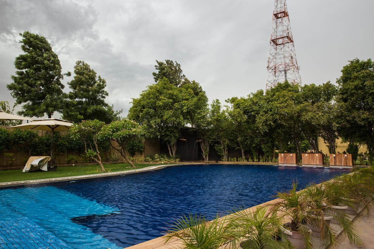 Downtown Resorts Nh8 Dharuhera ภายนอก รูปภาพ